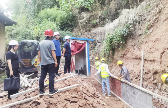 f9ae5cc3adc0bdc39955495d12fc7bb6.png 綜合地質(zhì)大隊(duì)新聞稿件審批表2023--209692.png